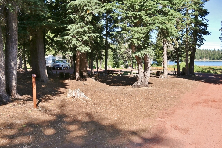 Camping in Oregons Three Creek Lake Campground.