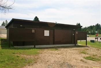 Van Wyck Campground has flushing toilets.