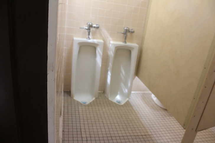 Camping at the Valley of the Rogue State park in Oregon.