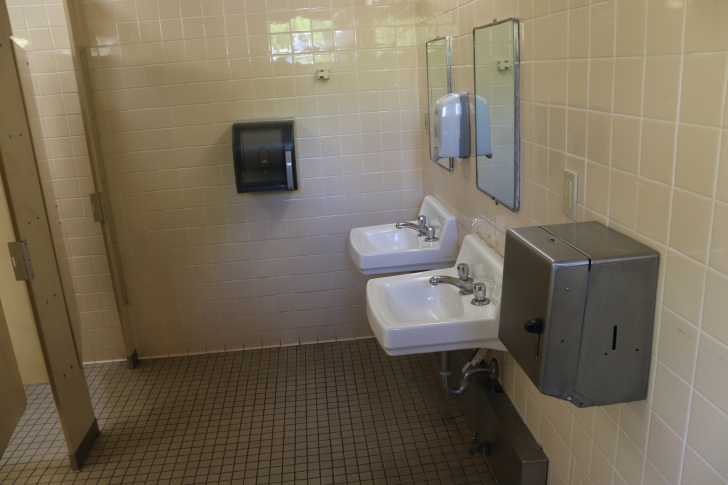 Camping at the Valley of the Rogue State park in Oregon.