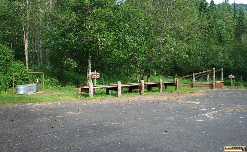 Wilderness Gateway Campground on the Lochsa River