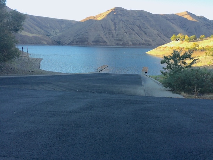 A close up picture of the boat launch in Woodhead Park.