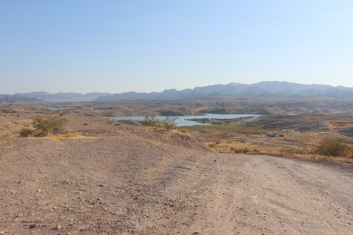Free camping on Eight Mile Road at Lake Meade in Nevada