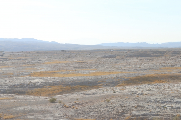 Free camping on Eight Mile Road at Lake Meade in Nevada