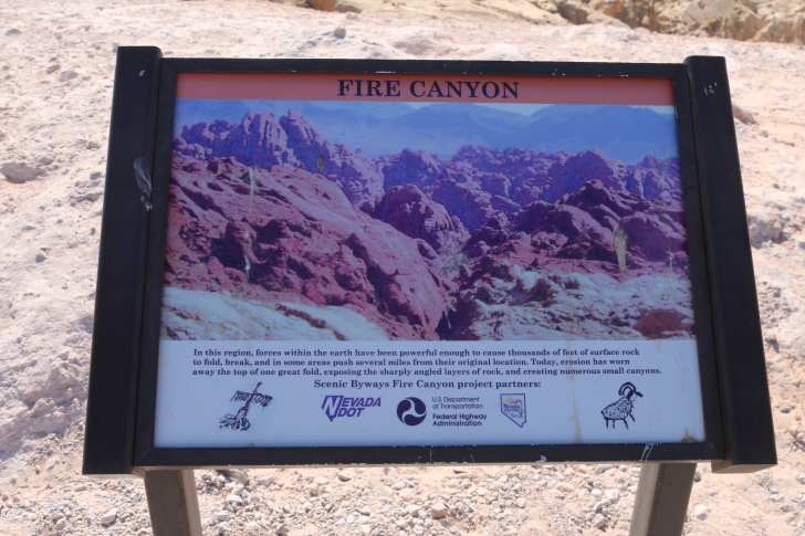 A guide to Valley of Fire State Park in Nevada.